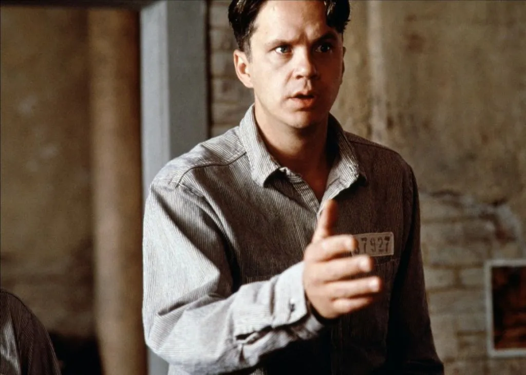 Смотреть онлайн фильм Побег из Шоушенка (1994)